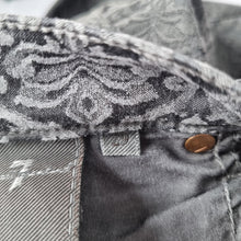 Load image into Gallery viewer, 7 for All Mankind Jeans Damask Print Skinny Grey Mid Rise Stretch Paisley W 29