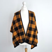 Load image into Gallery viewer, Madeleine Thompson Cardigan Cape 100% Merino Wool Tan Black Check Open One Size