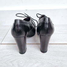 Load image into Gallery viewer, Black Leather Oxford Shoes Lace Up Heeled Brogues Size EU 36 UK 3 Be Original