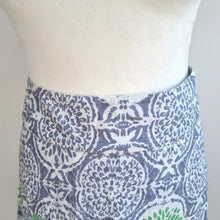 Load image into Gallery viewer, White Stuff Reversible Skirt A Line Blue Floral Print 100% Cotton Lined Flare 12