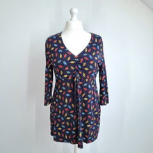 Load image into Gallery viewer, Seasalt Cornwall Tunic Top 16 Leaf Print Navy Smock Blouse Organic Cotton Jersey