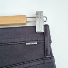 Load image into Gallery viewer, Mother Jeans Flared Runaway Heel Black Grey Size 28 High Rise Bootcut Denim Tall
