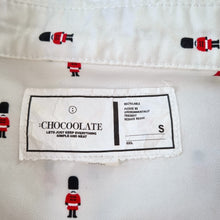 Load image into Gallery viewer, Chocoolate Shirt Royal Guard Print English Tunic Pockets Top 100% Cotton Small