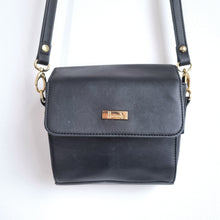 Load image into Gallery viewer, Harrods Black Crossbody Bag Gold Hardware Adjustable Strap Faux Leather Boxy