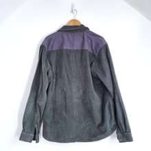 Load image into Gallery viewer, Howies Corduroy Mens Shirt XL Overshirt Jacket Green Pockets Shacket 100% Cotton