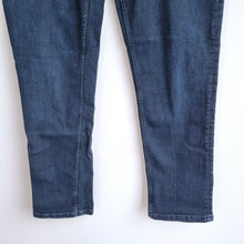 Load image into Gallery viewer, Fat Face Mens Jeans 36W 31L Slim Regular Fit Dark Blue Indigo Wash Stretch