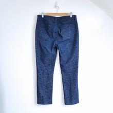 Load image into Gallery viewer, NYDJ Jeans Slim Straight Floral Jacquard Lift Tuck Dark Blue Mid Rise UK 16