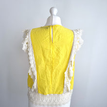 Load image into Gallery viewer, Zara Woman Embroidered Top Yellow Blouse Lace Floral Sleeveless Summer Medium