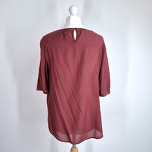 Load image into Gallery viewer, Monsoon Blouse Burgundy Broderie Anglaise Embroidered Top Boho Casual Cotton 14