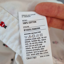 Load image into Gallery viewer, Chocoolate Shirt Royal Guard Print English Tunic Pockets Top 100% Cotton Small