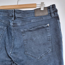 Load image into Gallery viewer, Fat Face Mens Jeans 36W 31L Slim Regular Fit Dark Blue Indigo Wash Stretch