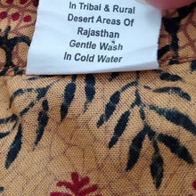 Load image into Gallery viewer, Handmade Indian Block Print Tunic Top Medium Natural Dye Cotton Boho Long Sleeve