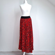 Load image into Gallery viewer, Made in Italy Skirt Pleated Leopard Print Maxi Red Elasticated Waist Fits 6 8 10