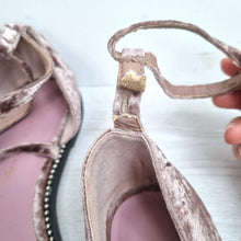 Load image into Gallery viewer, Free People x FarylRobin Flats Shoes Vegan Florence Velvet Pink Ankle UK 7 US 9