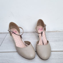 Load image into Gallery viewer, Lindy Bop Shoes T-Bar Heels UK 6 EU 39 Beige Classic Court Retro Party 50s Strap
