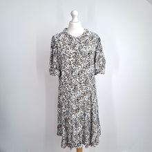 Load image into Gallery viewer, M&S Tea Dress Leopard Print UK 14 Peter Pan Collar Viscose Smock Animal Skater
