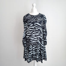 Load image into Gallery viewer, Whistles Dress Mini Animal Print Babydoll Smock Lined Grey Work Long Sleeves 8