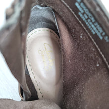 Load image into Gallery viewer, Clarks Brown Suede Boots UK 6.5 Wedge Ankle Faux Fur Lined Lace Up Taupe Winter