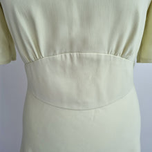 Load image into Gallery viewer, Reiss Dress Cocktail Pastel Lime Green Nipped Waist Lined Hedy Occasion Size 10