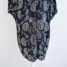 Load image into Gallery viewer, Whistles Dress Pockets Black White Floral Print Tunic Shift Oversized Small
