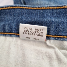 Load image into Gallery viewer, J Brand Jeans Skinny Maria Hampton Mid Rise Mid Blue Stretch Fading Denim W26