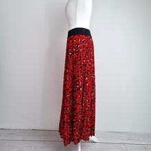 Load image into Gallery viewer, Made in Italy Skirt Pleated Leopard Print Maxi Red Elasticated Waist Fits 6 8 10