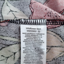 Load image into Gallery viewer, Seasalt Cornwall Velvet Skirt UK 20 Wildflower Print Maxi Black Red Christmas