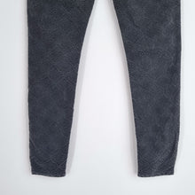Load image into Gallery viewer, 7 for All Mankind Jeans Damask Print Skinny Grey Mid Rise Stretch Paisley W 29