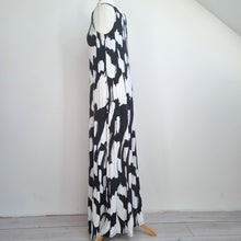 Load image into Gallery viewer, Phase Eight Maxi Dress 12 Jersey Black White Print Viscose Stretch Casual Party
