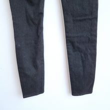 Load image into Gallery viewer, J Brand Skinny Jeans Annalie Size W25 Black Stretch Denim Drainpipe High Rise