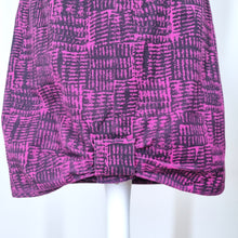 Load image into Gallery viewer, Marc by Marc Jacobs Tulip Skirt Mini Printed Pink Amy Winehouse 6 8