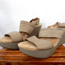 Load image into Gallery viewer, Clarks Real Leather Brown Tan Sandals Wedge Platforms Crocodile Straps Shoes UK 7.5