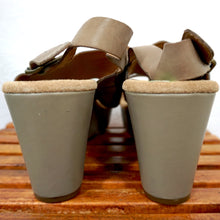 Load image into Gallery viewer, Clarks Real Leather Brown Tan Sandals Wedge Platforms Crocodile Straps Shoes UK 7.5