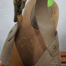 Load image into Gallery viewer, Clarks Real Leather Brown Tan Sandals Wedge Platforms Crocodile Straps Shoes UK 7.5