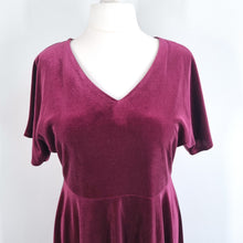 Load image into Gallery viewer, White Stuff Velvet Dress Midi Plum Burgundy Occasion Stretch Christmas Party 16
