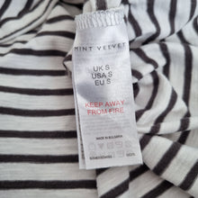 Load image into Gallery viewer, Mint Velvet Striped Top Sequin Lips Small T-Shirt White Gold 100% Cotton Breton
