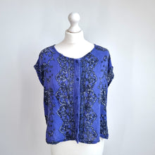 Load image into Gallery viewer, Vintage Monsoon Top Indian Block Print Blue Button Down Floral Boho Hippie 12 14

