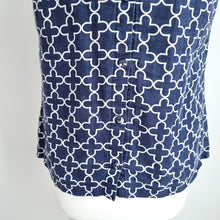 Load image into Gallery viewer, Boden 100% Linen Sleeveless Blouse Top 10 Navy Blue Floral Retro Print Button
