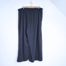 Load image into Gallery viewer, Yours Wide Leg Trousers 26 28 Plus Size Black Pockets Palazzo Elastic High Waist
