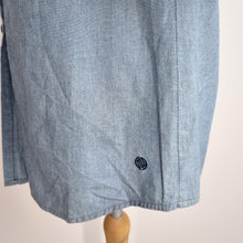 Load image into Gallery viewer, Mudd &amp; Water Denim Shirt UK 12 Blue Chambray Pintuck Button Front Long Sleeves
