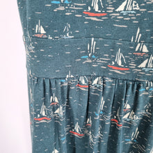 Load image into Gallery viewer, Seasalt Cornwall Carnmoggas Dress Sail Boats Print Jersey Green Smock Casual 14
