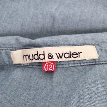 Load image into Gallery viewer, Mudd &amp; Water Denim Shirt UK 12 Blue Chambray Pintuck Button Front Long Sleeves
