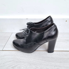 Load image into Gallery viewer, Black Leather Oxford Shoes Lace Up Heeled Brogues Size EU 36 UK 3 Be Original
