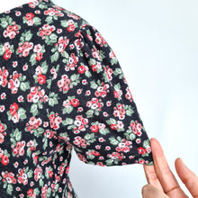 Load image into Gallery viewer, Boden Floral Dress Jersey 10 Petite Knot Detail Black Stretch Cotton Casual
