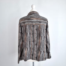 Load image into Gallery viewer, Chico&#39;s Blouse Silk Linen Blend Shirt Brown Black Pattern Long Sleeves 2 Medium
