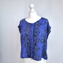 Load image into Gallery viewer, Vintage Monsoon Top Indian Block Print Blue Button Down Floral Boho Hippie 12 14
