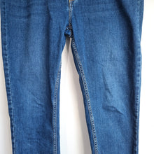 Load image into Gallery viewer, Hush Jeans Slim Fit Mid Blue Wash High Rise Stretch Ankle Length Denim Size 18
