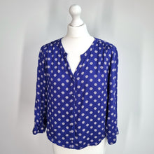 Load image into Gallery viewer, Mudd &amp; Water Shell Print Blouse UK 10 Blue Button Front Long Sleeve Top Tencel
