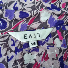 Load image into Gallery viewer, East Blouse Floral Print Peter Pan Collar Chiffon Short Sleeves Purple Lilac 18
