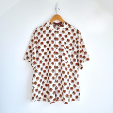Load image into Gallery viewer, Coconut Silk Kerala Shirt Elephant Print Indian Off-White Mock Neck Men&#39;s 44
